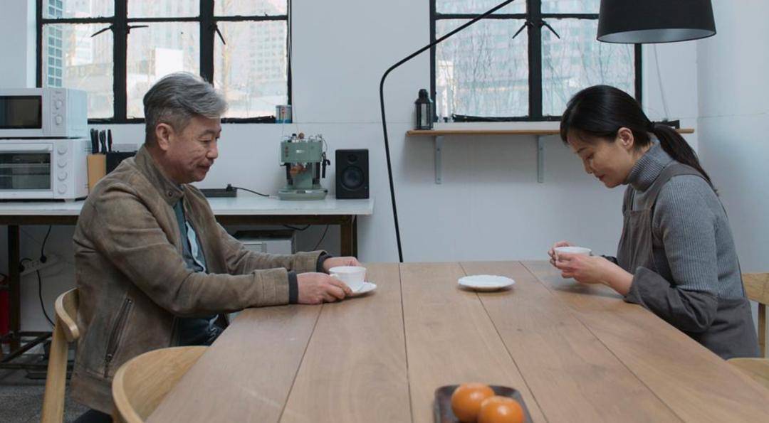 回家的决心”面对的却是生活的各种巨变AG旗舰厅ios电影《苍山》：一次“(图1)