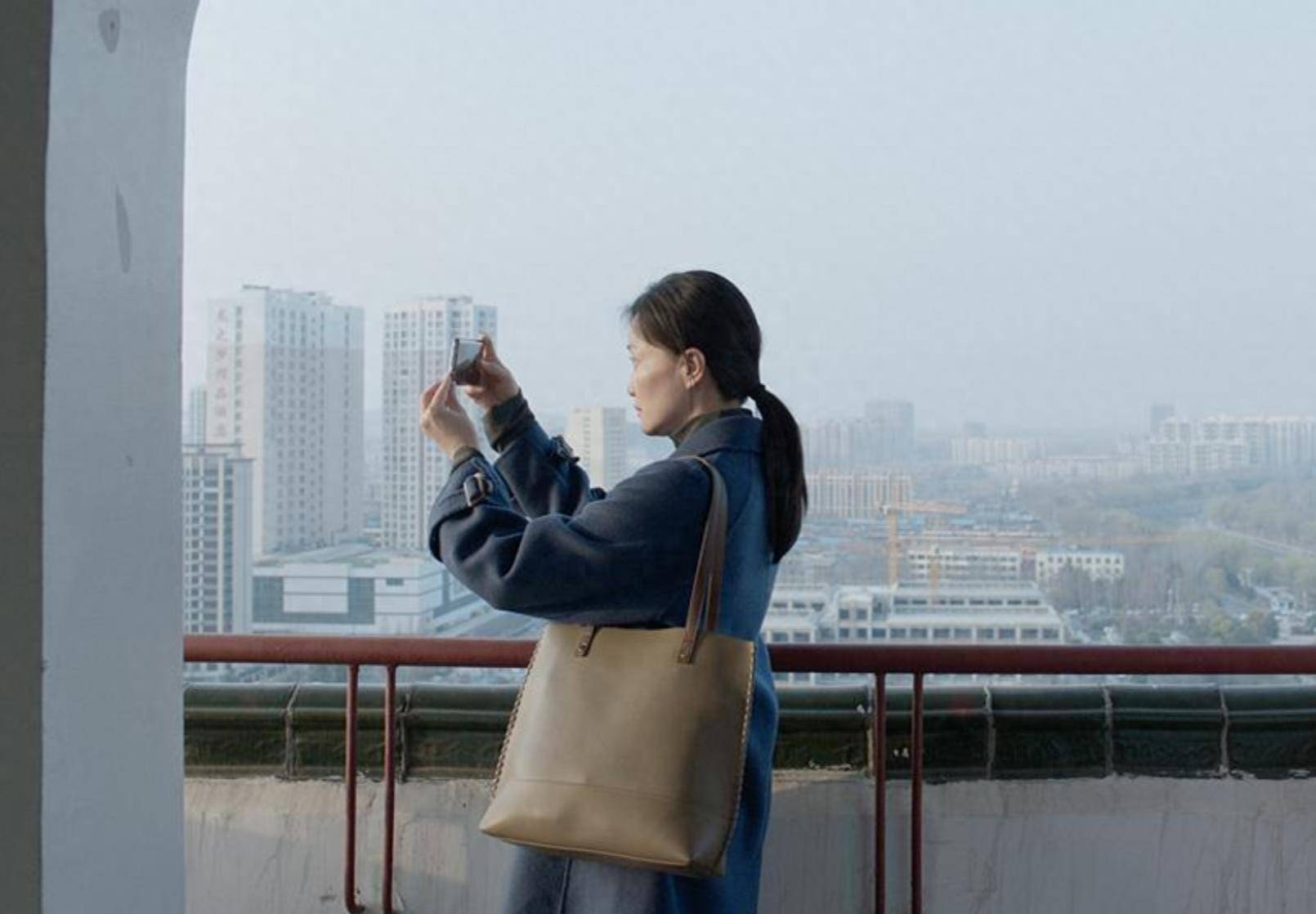 回家的决心”面对的却是生活的各种巨变AG旗舰厅ios电影《苍山》：一次“(图7)