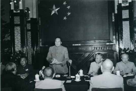 与新中国的法制建设AG旗舰厅app(图2)